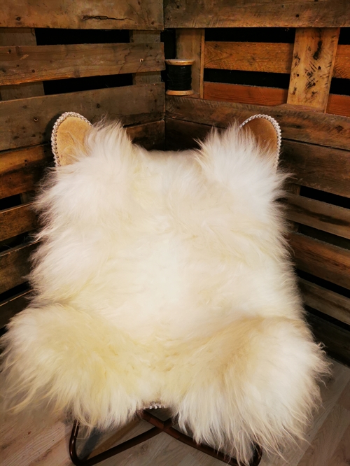 Sheepskin IS White