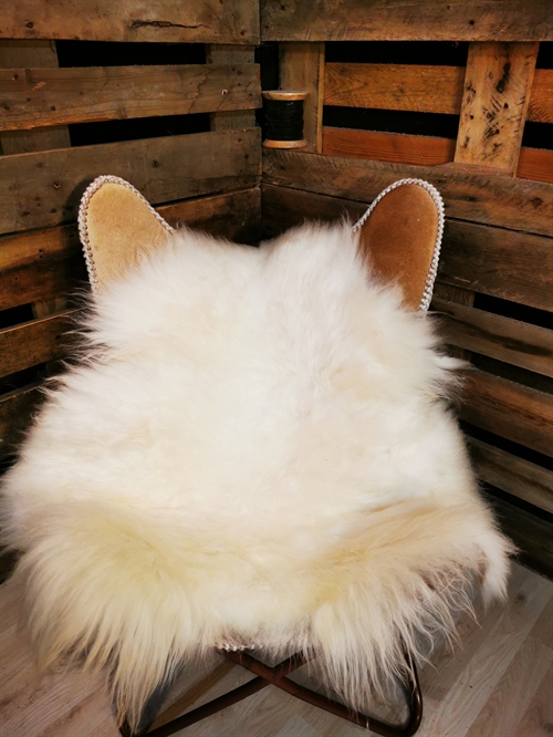 Sheepskin IS White