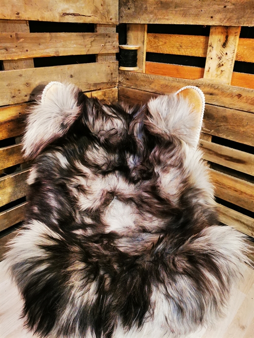 Sheepskin Icelandic Silver Shadow