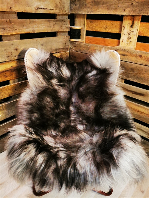 Sheepskin Icelandic Silver Shadow