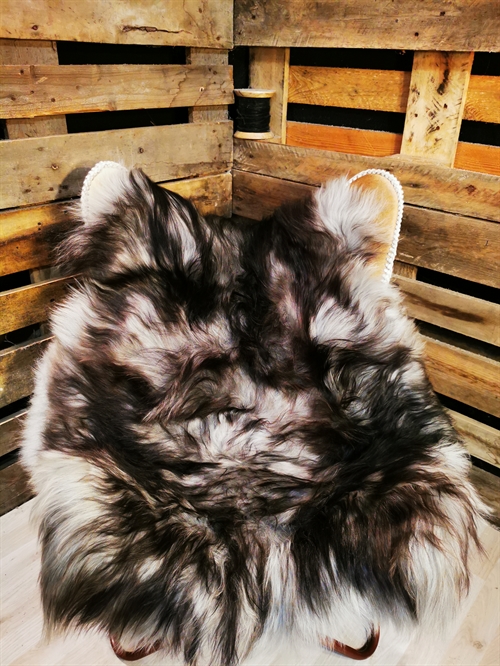 Sheepskin Icelandic Silver Shadow