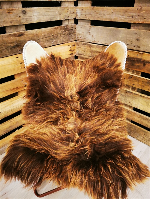 Sheepskin Icelandic Brown