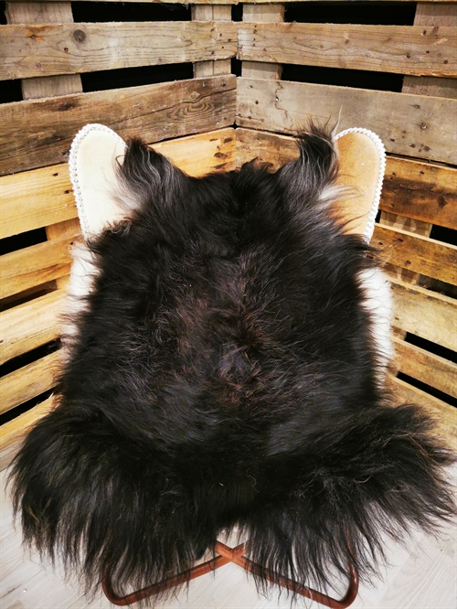 Sheepskin Icelandic Black