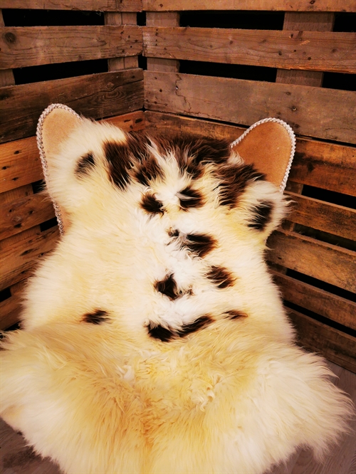Sheepskin European Jacob sheep